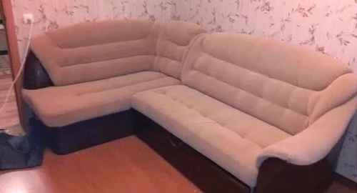 Перетяжка углового дивана. Советский